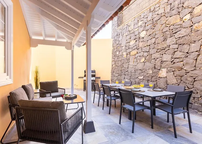 Zafiro Piscina Climatizada Jacuzzi Barbacoa Vistas Al Mar 别墅 拉奥罗塔瓦